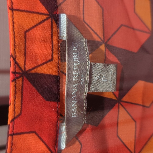 Banana Republic Sleeveless Blouse - Picture 3 of 4